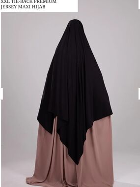 Ayada Two-Tone Maxi Hijab in Black